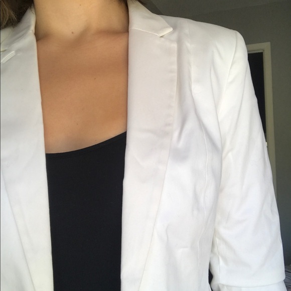 White Blazer - Picture 4 of 4